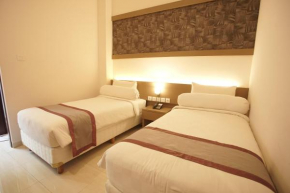 Отель Viva Hotel Kediri by Front One  Kediri